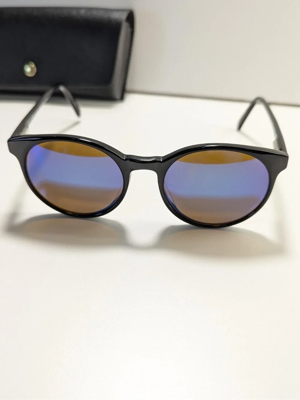 Revo 957/001 Black Frame Blue Mirror Lens Sunglasses Hong Kong 50-15-134